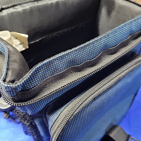 Optex camera bag. - Picture 9 of 12